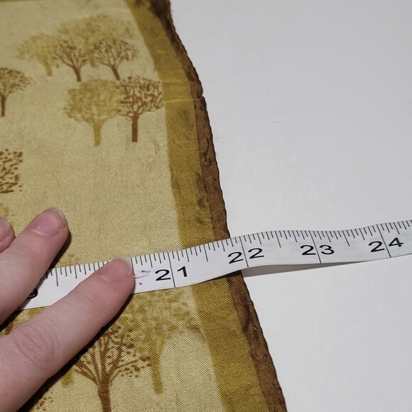 Vintage Silk Vera Scarf - Picture 5 of 5